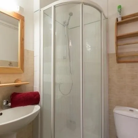 Quirlies Centaines Apartment